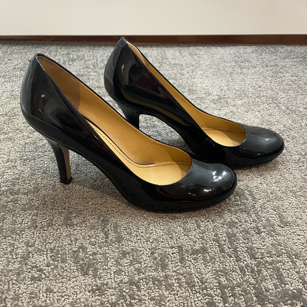 NINE WEST BLACK HEELS SIZE 8